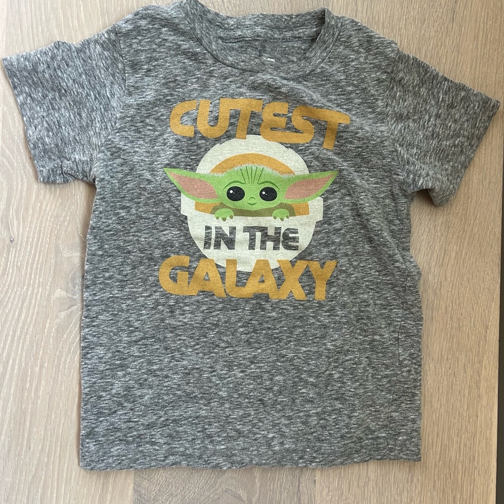 Star Wars Gray and Green Short Sleeve Tee Cutest in the Galaxy